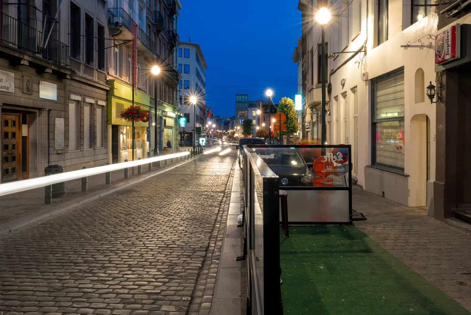 Rue Haute (spacer po antykach i designie)